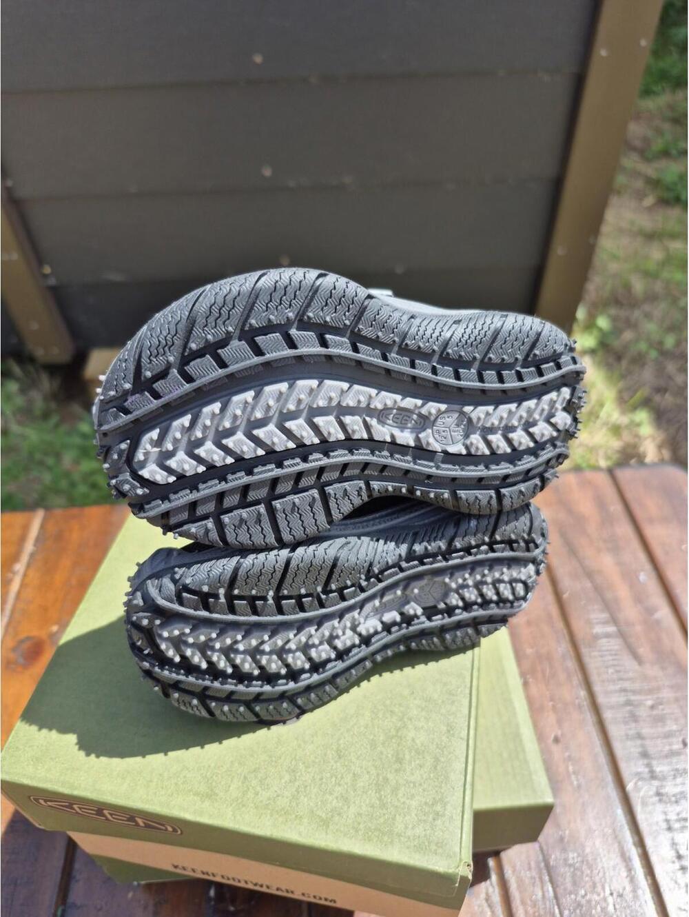 Keen Speed Hound Comfort Easy On Traction Sneaker Black Camo 5T Toddler Shoes - Picture 6 of 7